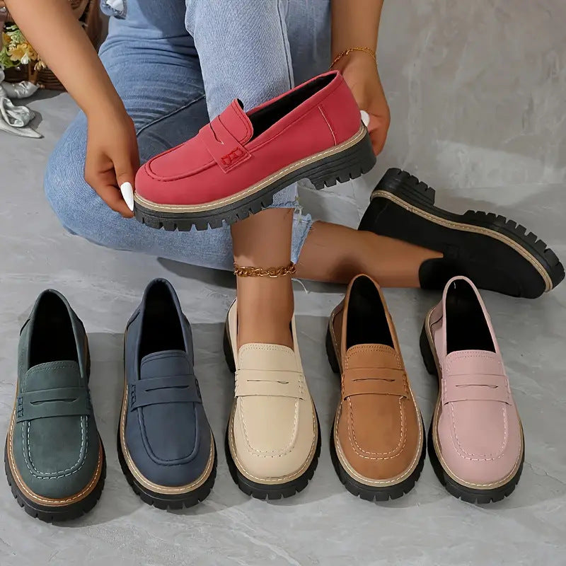 Women's Comfortable Everyday Loafers – Cushioned Platform Sole with Timeless Style