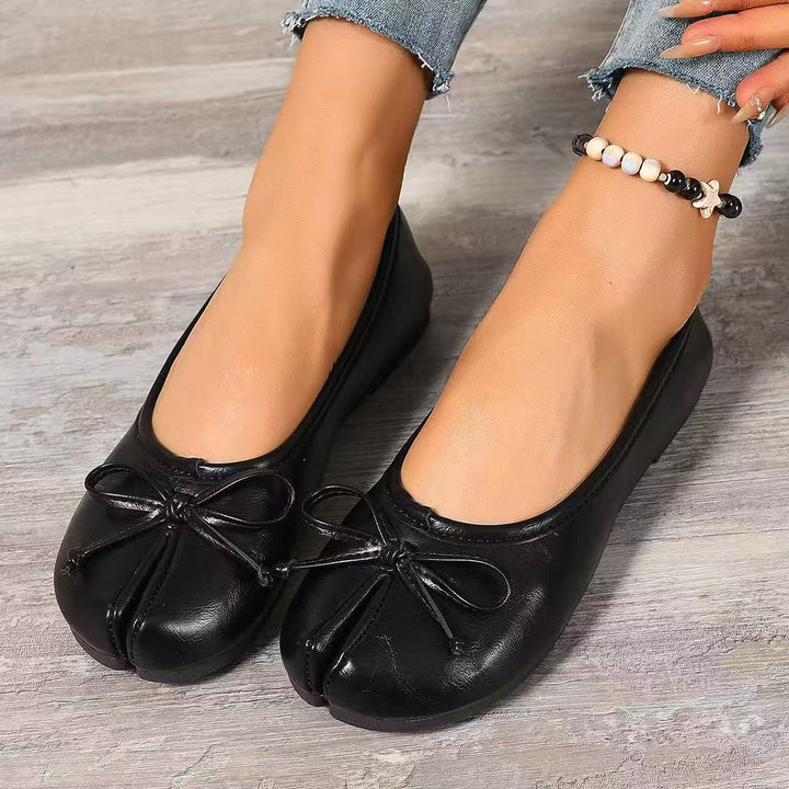Women's Vintage Bow Ballet Flats