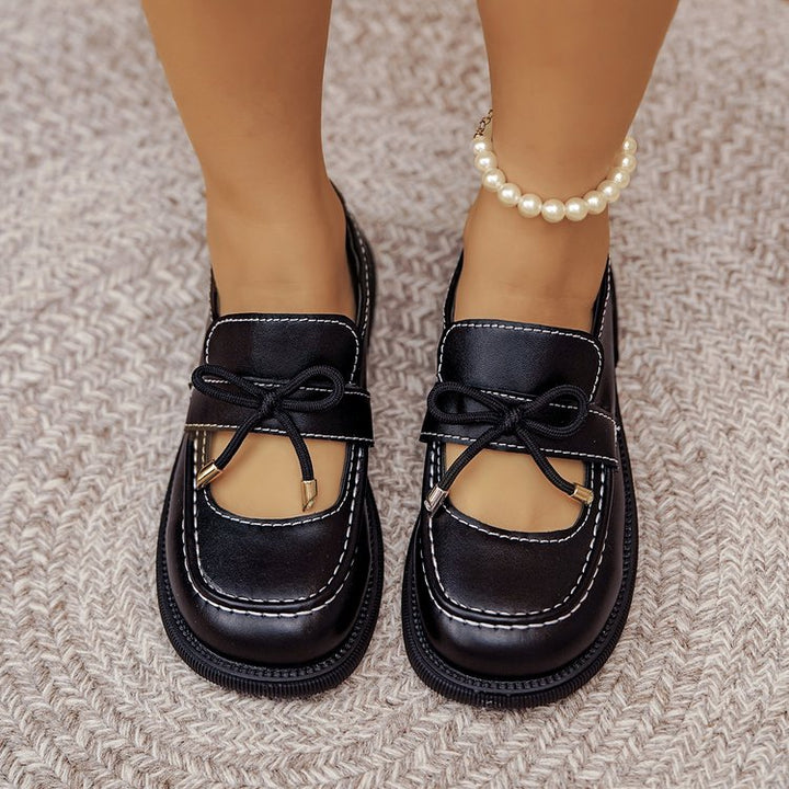 Women's Vintage Mary Jane Flats – Round-Toe Platform Shoes with Bow Detail