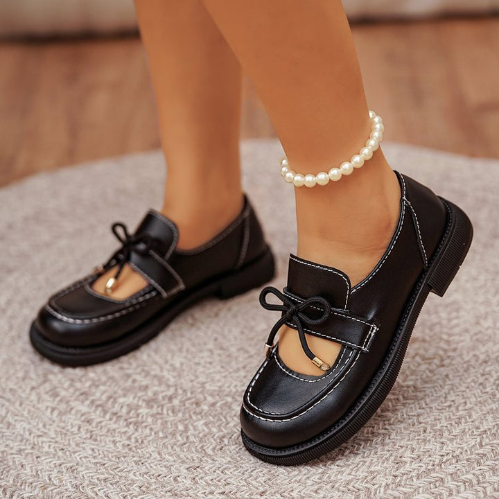 Women's Vintage Mary Jane Flats – Round-Toe Platform Shoes with Bow Detail