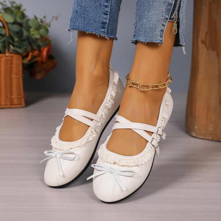 Women's Vintage Mary Jane Flats – Double-Strap Shoes with Lace Trim & Bow Detail