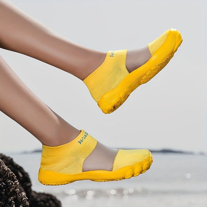 Women's Lightweight Breathable Water Shoes with Non-Slip Sole – Comfortable Floral Beach Footwear