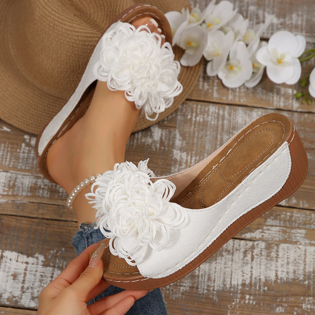Women's Comfort Sandals – Soft Floral Lightweight Summer Shoes