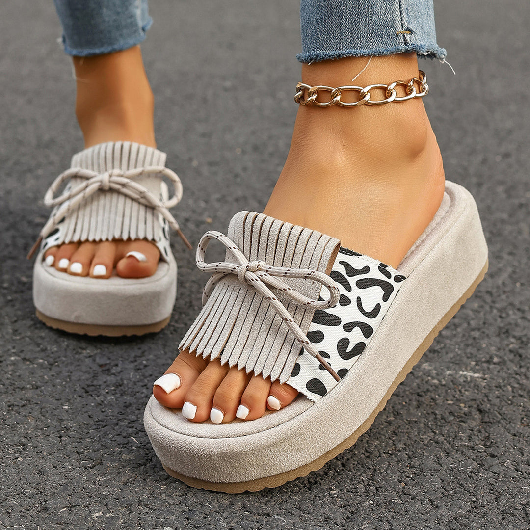 Tassel Bow Summer Sandals – Stylish Mid-Heel Comfort Sandals for Women
