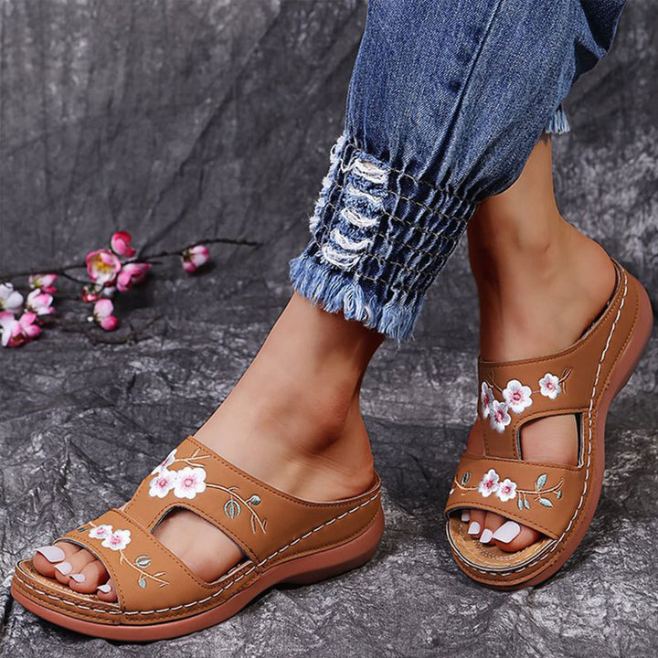 Women's Floral Embroidered Wedge Sandals