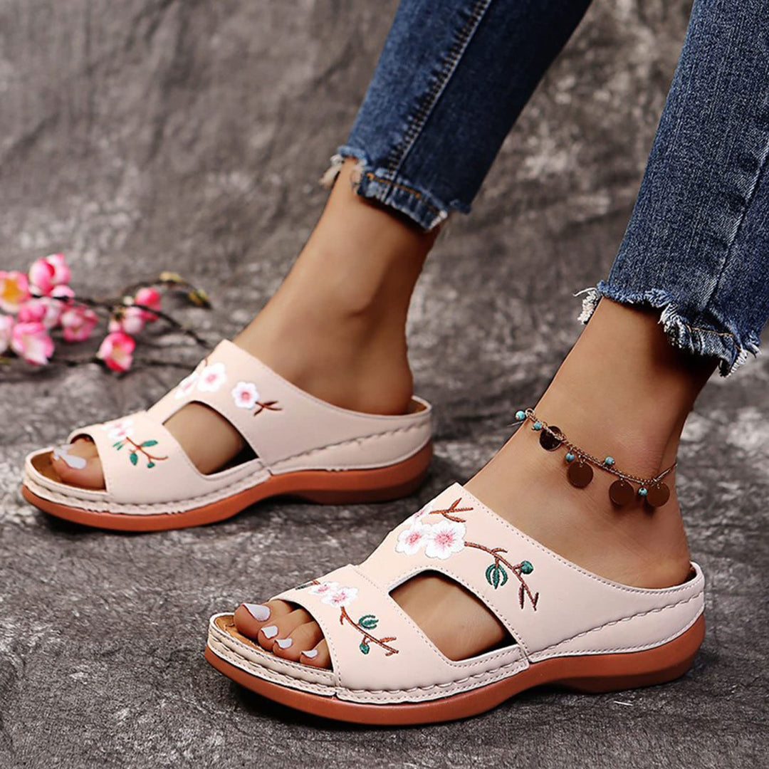 Women's Floral Embroidered Wedge Sandals