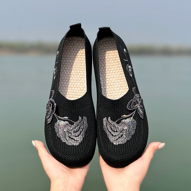 Women's Floral Embroidery Flats – Lightweight Comfort Shoes