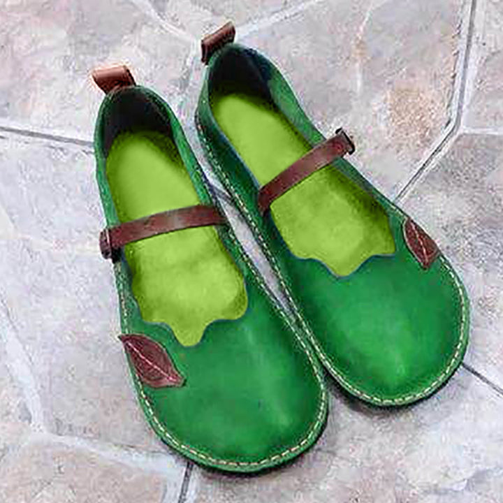 Women's Retro Leaf Detail Comfort Flats