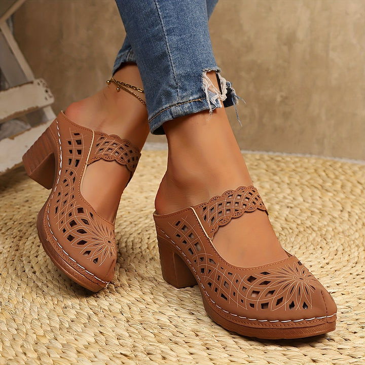 Women's Elegant Sandals – Closed-Toe Breathable Mid Heel Shoes