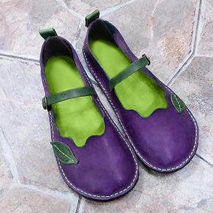 Women's Retro Leaf Detail Comfort Flats