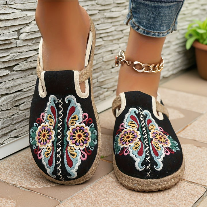 Women's Handmade Floral Flats – Embroidered Comfortable Breathable Shoes with Non-Slip Sole