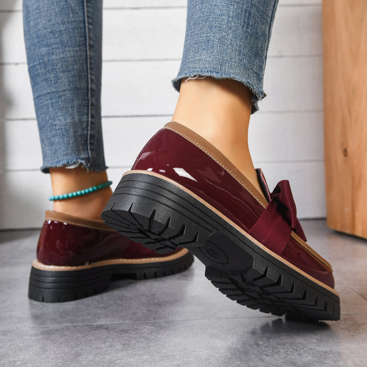 Women's Classic Bow Loafers – Comfortable Platform Sole with Elegant Patent Finish