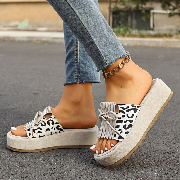 Tassel Bow Summer Sandals – Stylish Mid-Heel Comfort Sandals for Women