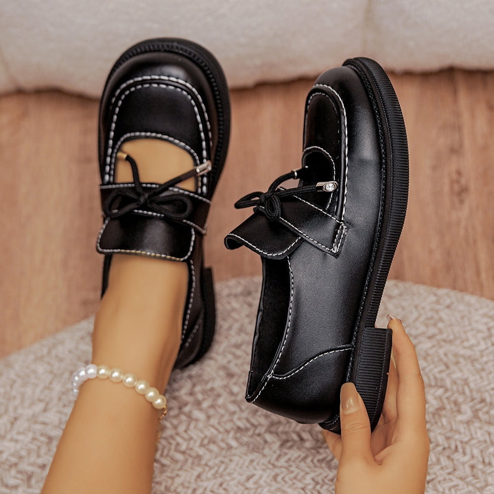 Women's Vintage Mary Jane Flats – Round-Toe Platform Shoes with Bow Detail