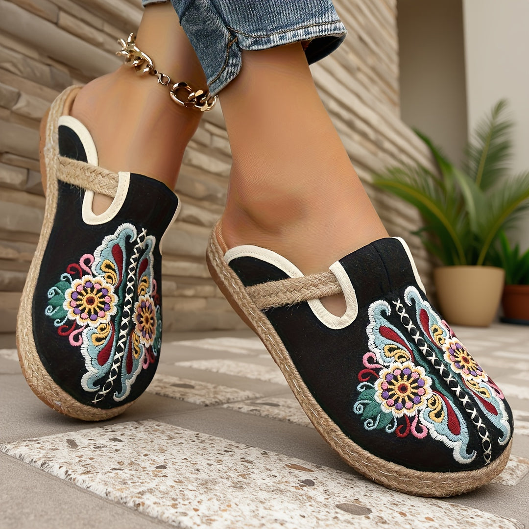 Women's Handmade Floral Flats – Embroidered Comfortable Breathable Shoes with Non-Slip Sole