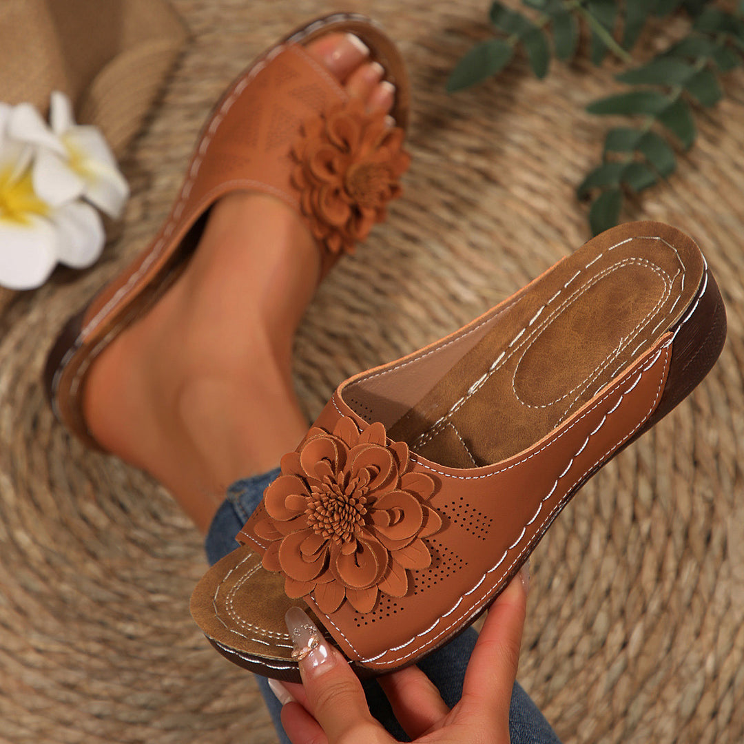 Women's Vintage Floral Comfort Sandals