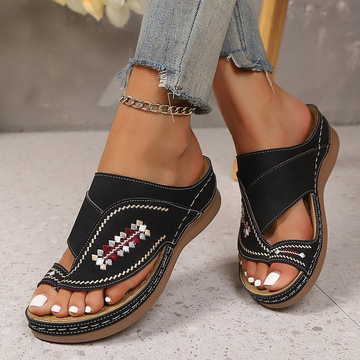 Women's Summer Embroidered Sandals – Comfortable Toe Loop Walking Shoes