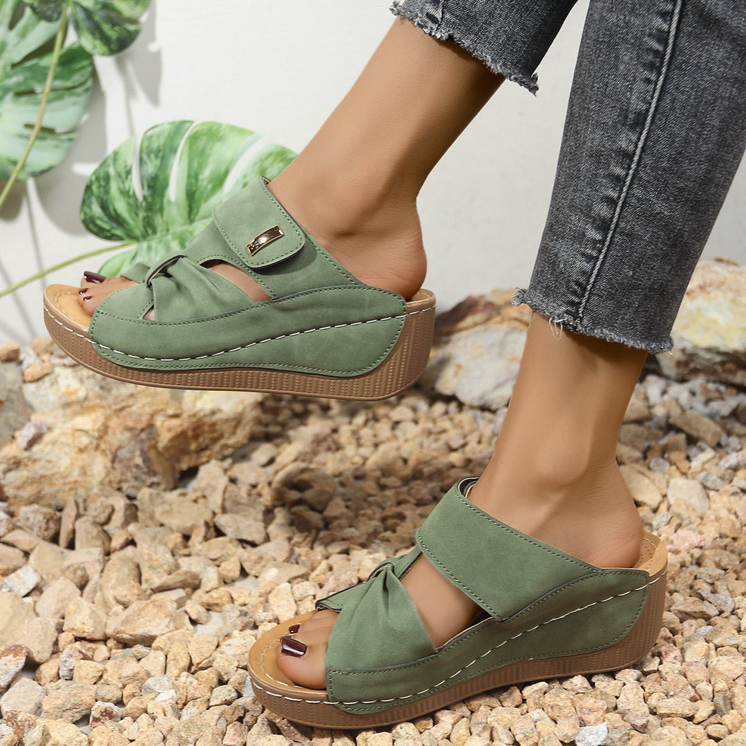 2026 Breathable Wedge Cutout Sandals – Comfortable Summer Walking Sandals for Women