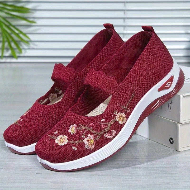 Women's Floral Embroidered Flats