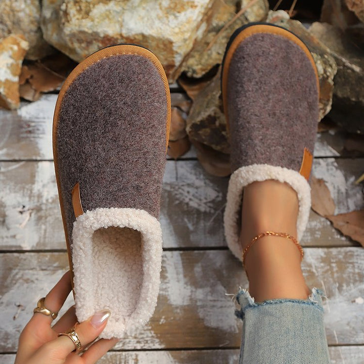 Women's Warm Plush Slippers – Cloud-Soft Comfort with Thick Non-Slip Sole for Indoor & Outdoor Wear