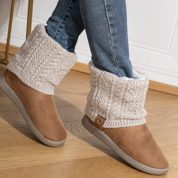 Women's Warm Knit Ankle Boots – Cozy Lined Short Boots for Fall & Winter