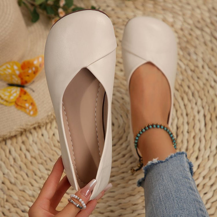 Women's Classic Comfort Flats – Elegant Fall Shoes for Everyday Wear