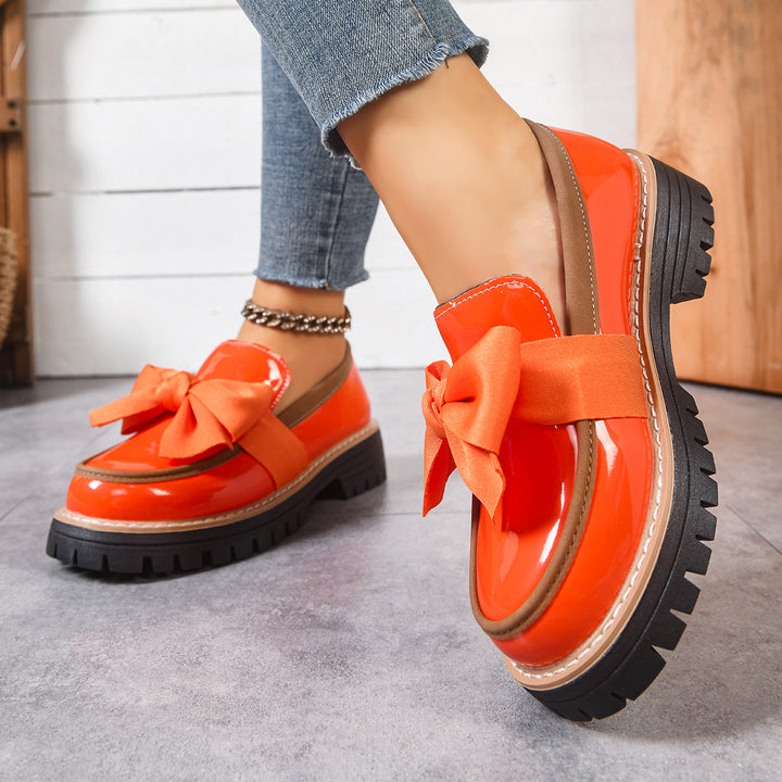 Women's Classic Bow Loafers – Comfortable Platform Sole with Elegant Patent Finish