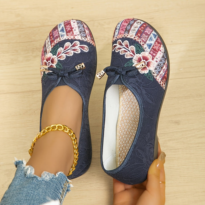Women's Retro Floral Embroidery Shoes