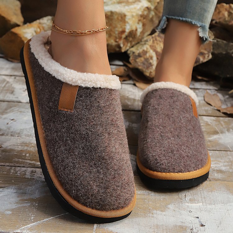 Women's Warm Plush Slippers – Cloud-Soft Comfort with Thick Non-Slip Sole for Indoor & Outdoor Wear