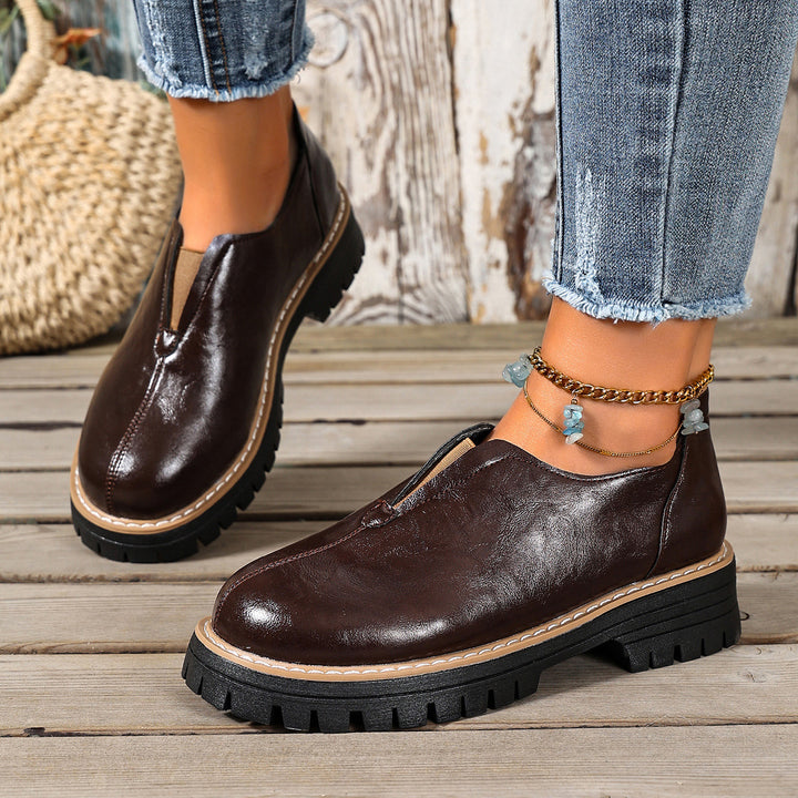 Women's Vintage Leather Shoes – Comfortable Platform Slip-On Shoes