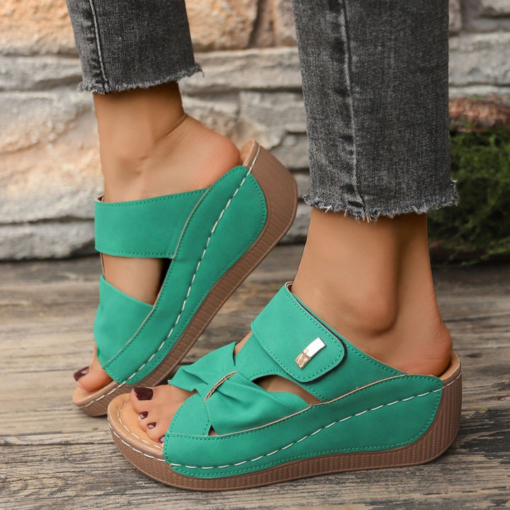 2026 Breathable Wedge Cutout Sandals – Comfortable Summer Walking Sandals for Women