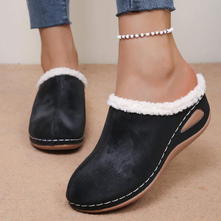 Women's Warm Slip-On Winter Shoes – Soft Lining, Lightweight & Supportive
