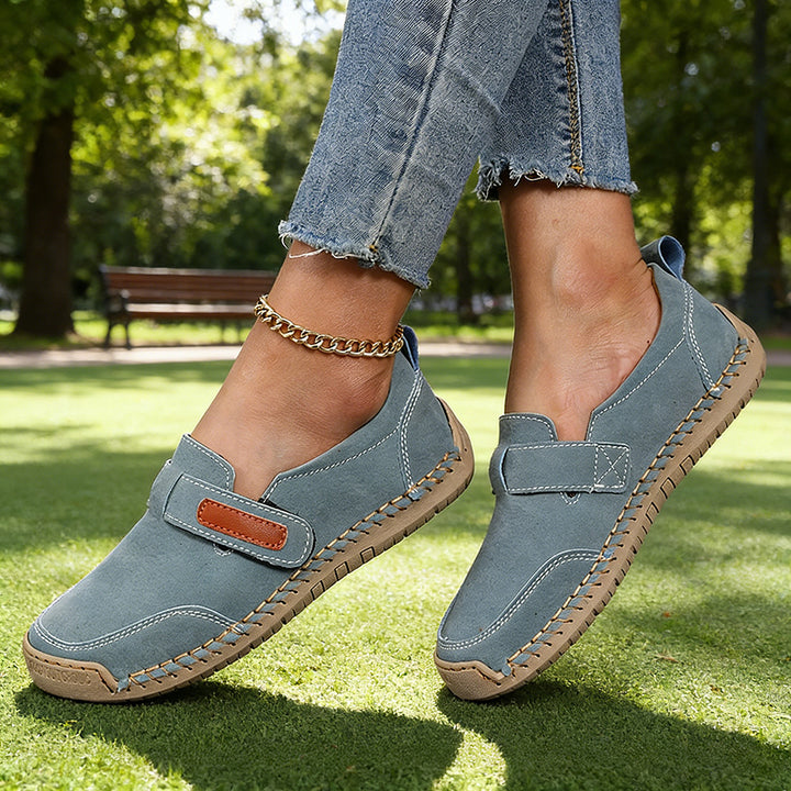 Women's Vintage Hand-Stitched Walking Shoes – Comfortable Casual Everyday Shoes