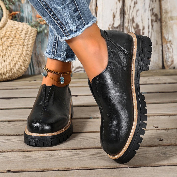 Women's Vintage Leather Shoes – Comfortable Platform Slip-On Shoes