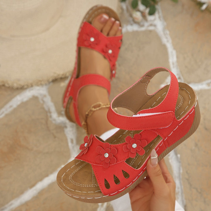 Women's Summer Floral Sandals – Breathable Soft Sole Summer Shoes