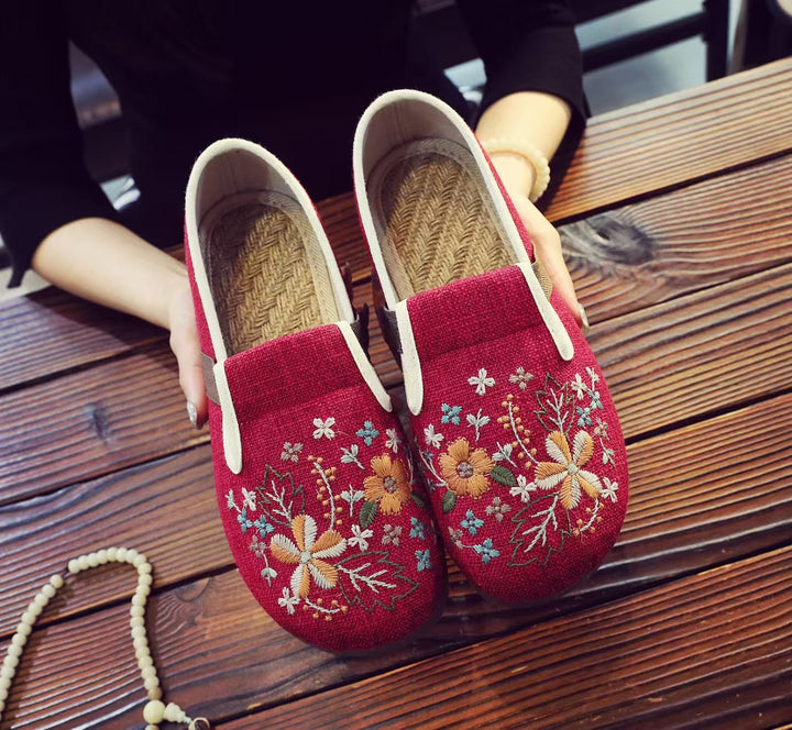 Women's Floral Shoes – Lightweight, Breathable & Comfortable Slip-On Shoes