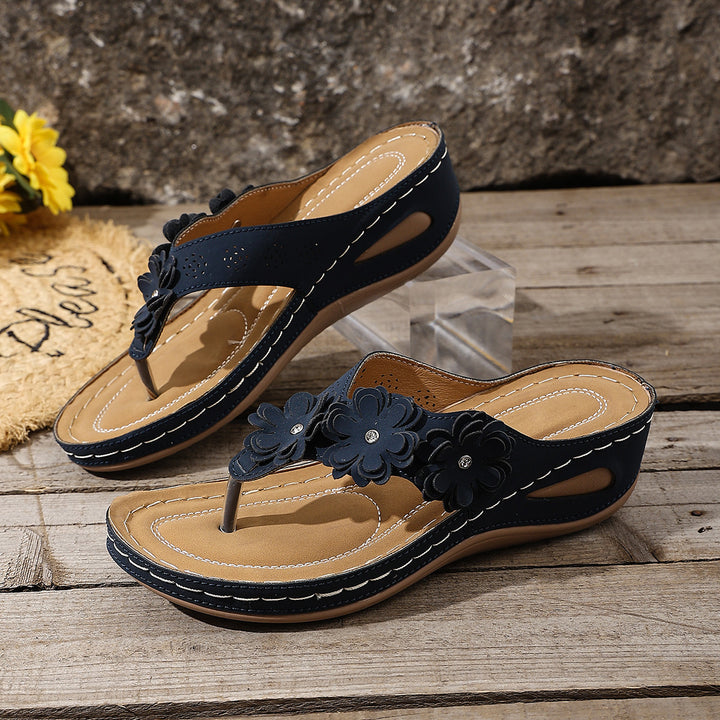 Women's Floral Comfort Wedge Flip-Flop Sandals – Lightweight Cushioned Summer Slides