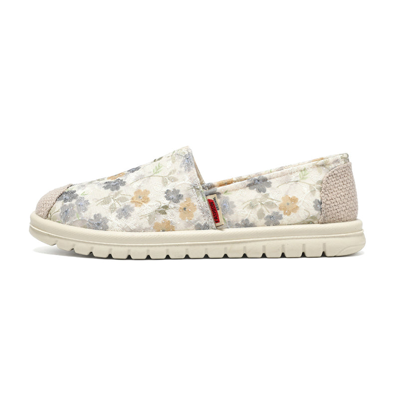 Breathable Floral Walking Shoes – Soft & Comfortable Everyday Flats