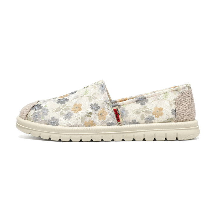 Breathable Floral Walking Shoes – Soft & Comfortable Everyday Flats