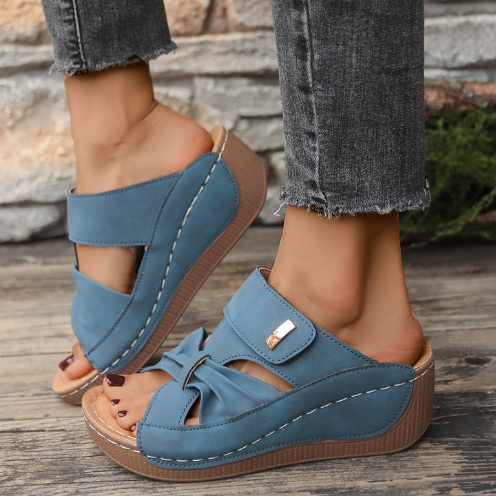 2026 Breathable Wedge Cutout Sandals – Comfortable Summer Walking Sandals for Women