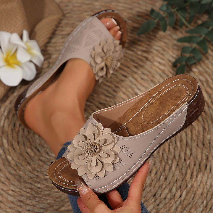 Women's Vintage Floral Comfort Sandals