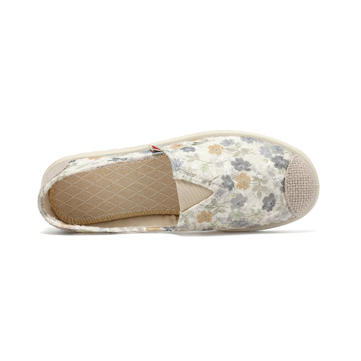 Breathable Floral Walking Shoes – Soft & Comfortable Everyday Flats