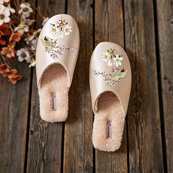 Women's Vintage Floral Slippers – Cozy Plush-Lined House Shoes with Bird & Flower Detail