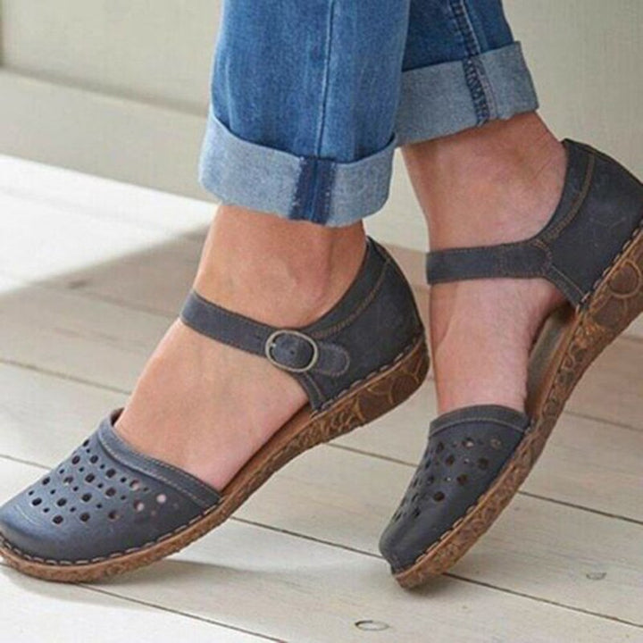 Women's Round Toe Hollow-out Leather Sandals