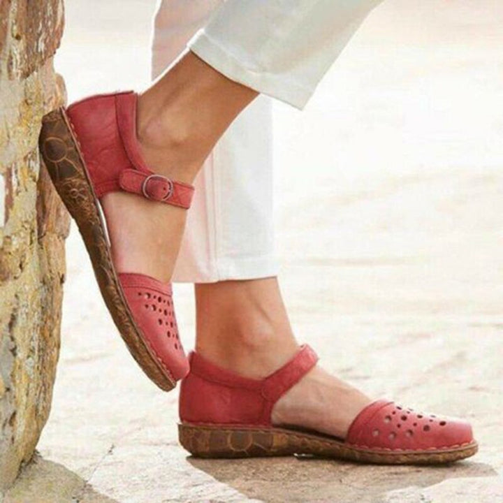 Women's Round Toe Hollow-out Leather Sandals