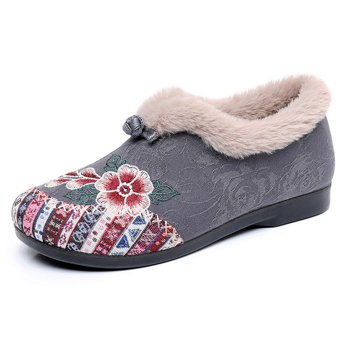 Women's Warm Floral Embroidered Winter Shoes – Cozy, Lightweight & Non-Slip Everyday Shoes