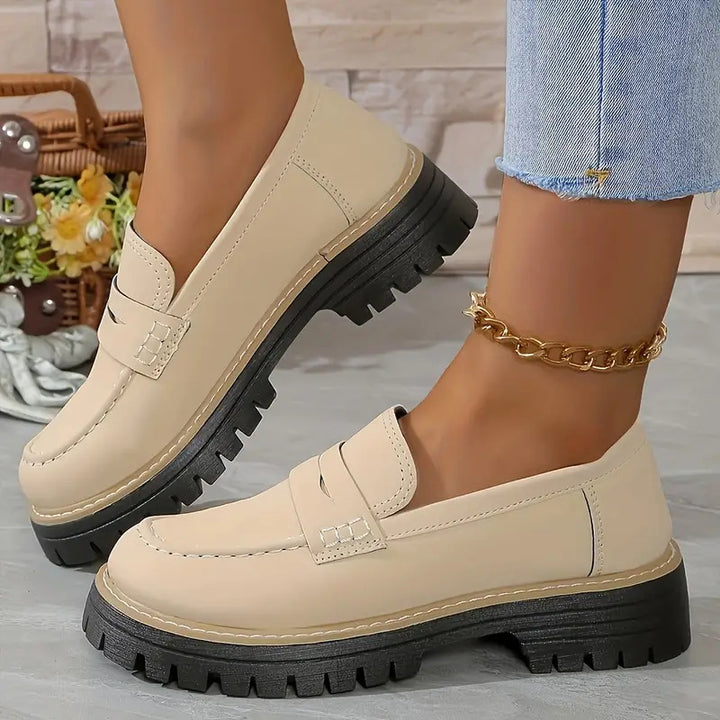 Women's Comfortable Everyday Loafers – Cushioned Platform Sole with Timeless Style