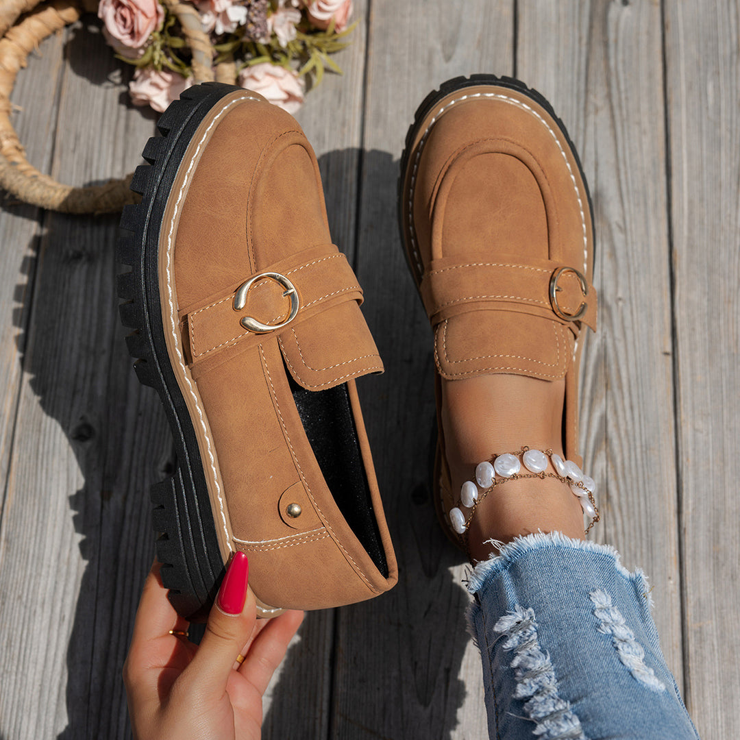 Women's Vintage Comfort Loafers – Supportive Thick Sole with Classic Buckle Detail