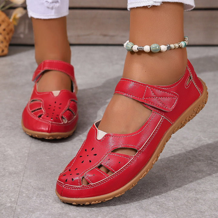 Women's Closed-Toe Comfort Sandals – Breathable Hook & Loop Walking Shoes