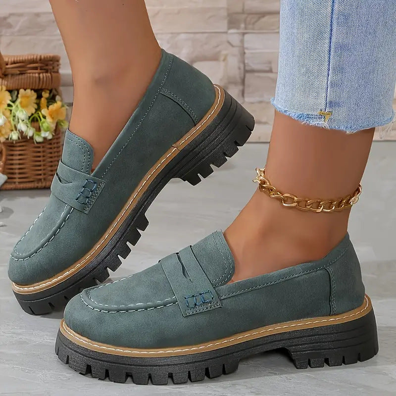 Women's Comfortable Everyday Loafers – Cushioned Platform Sole with Timeless Style